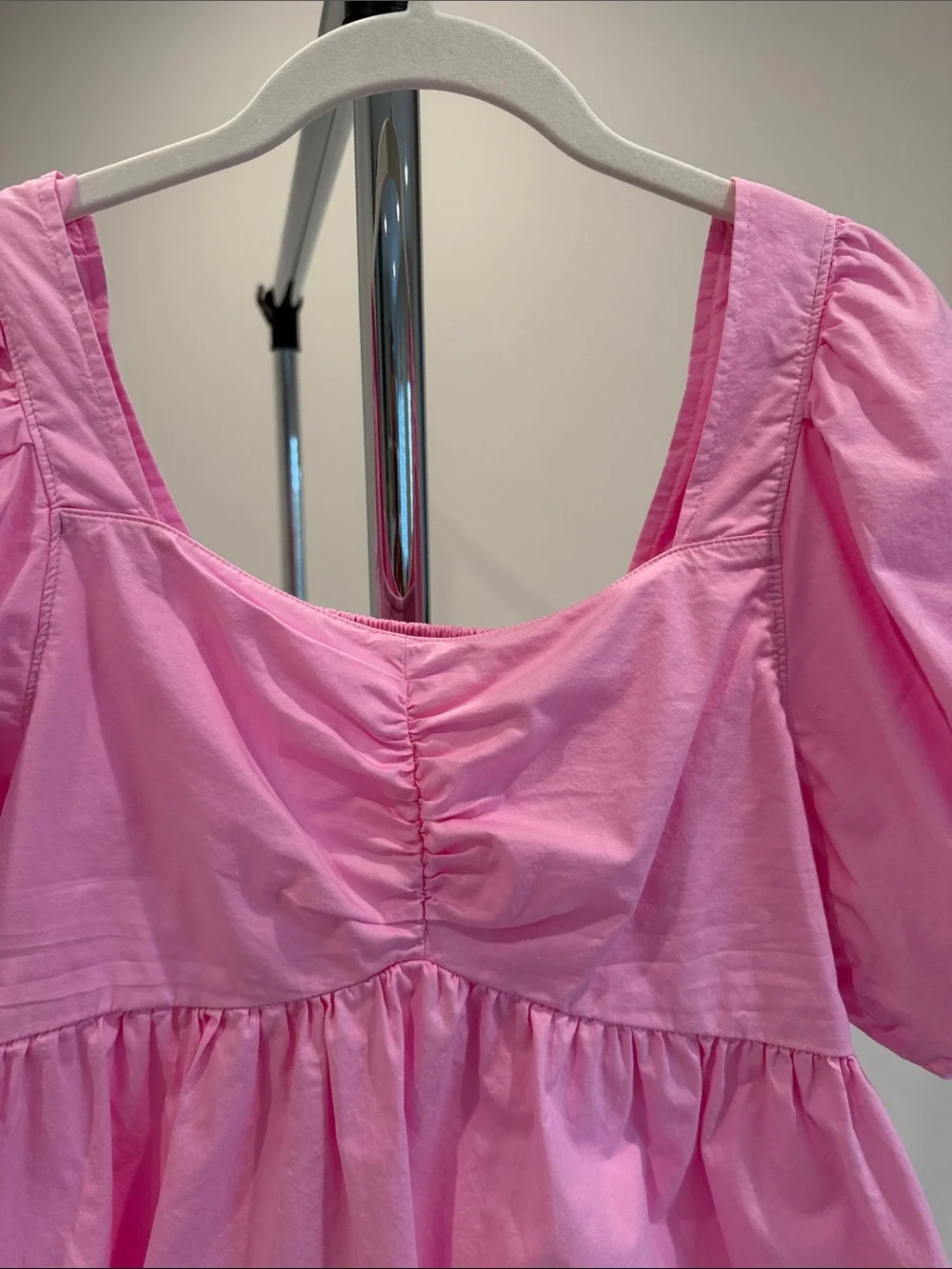 Old Navy Pink Puff-Sleeve Peplum Blouse